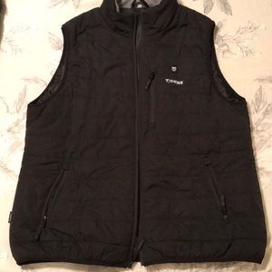 FREE SHIPPING UNTIL 7/31. Women’s warming vest with included battery pack.